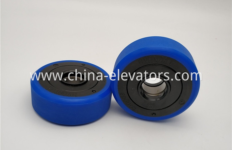 Step Roller for Hyundai Outdoor Escalators 70*25*6204